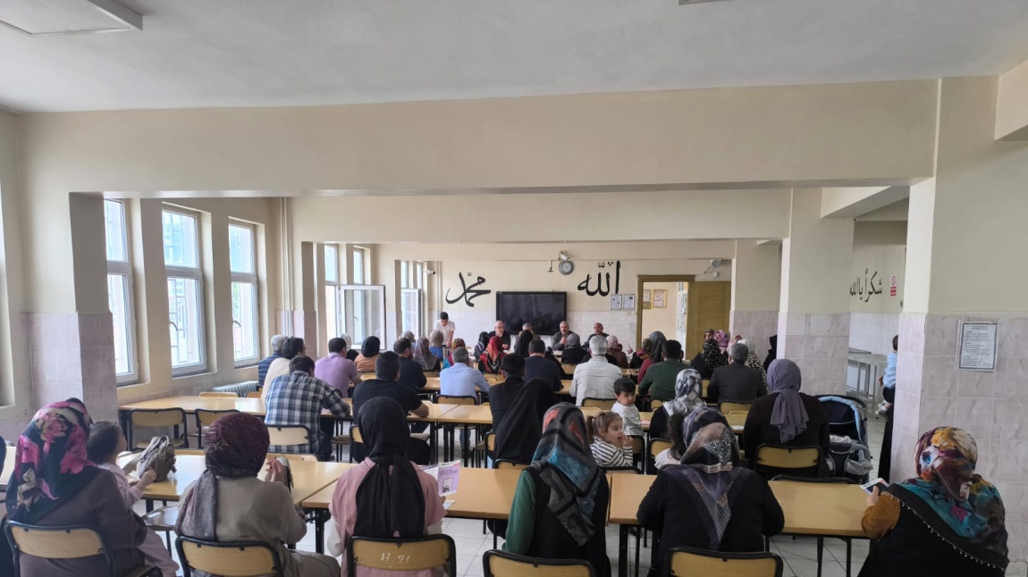 OKUL VELİ TOPLANTISI